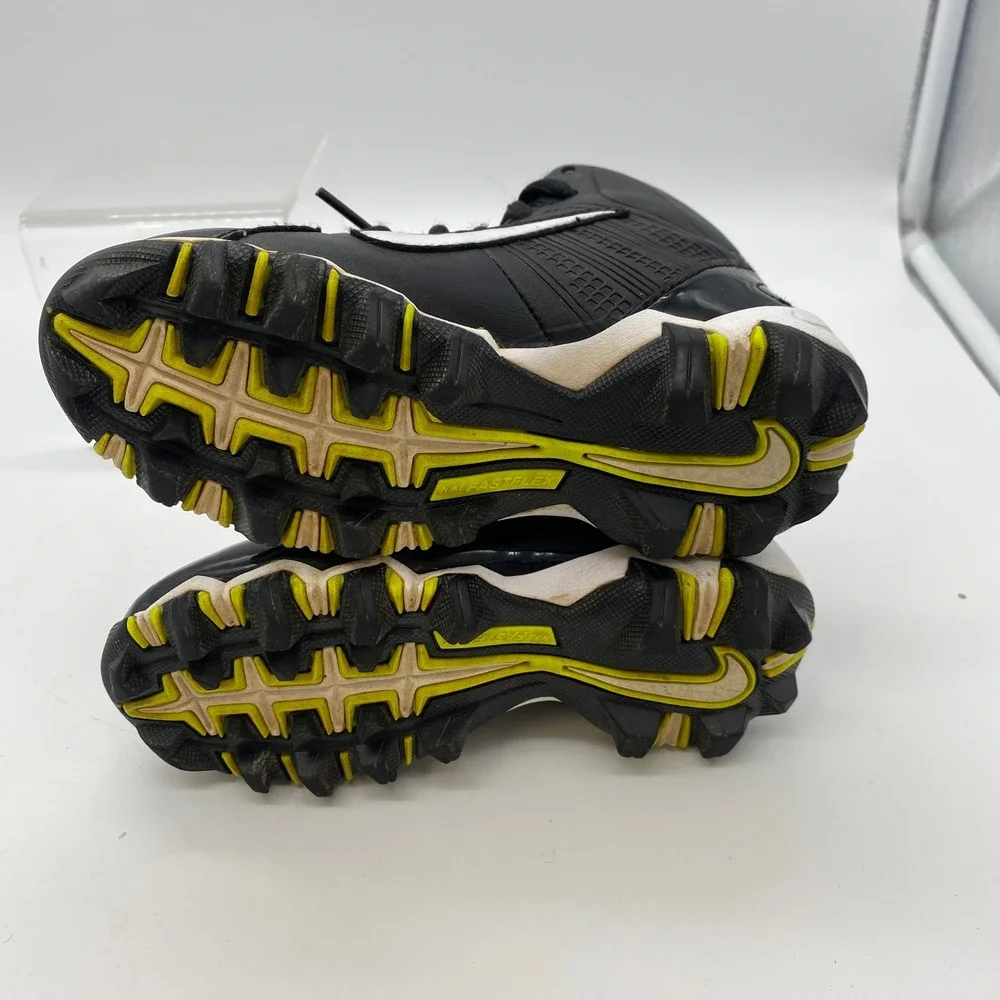 Nike Alpha Shark 2 Football Cleats Kids 10C Black White 642771-001 Fastflex